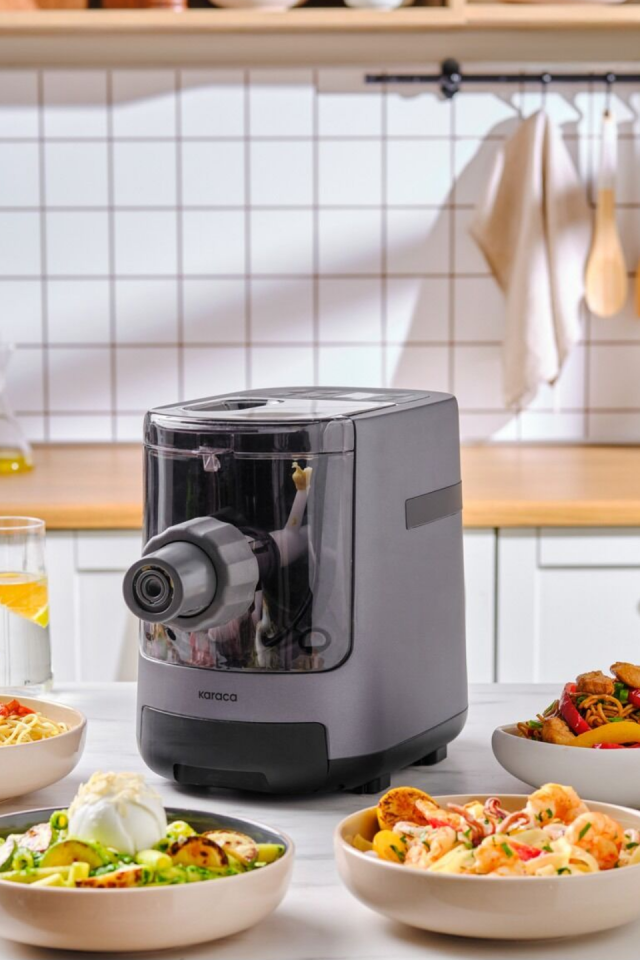 Karaca Pastachef Otomatik Makarna ve Erişte Yapma Makinesi 0,6L