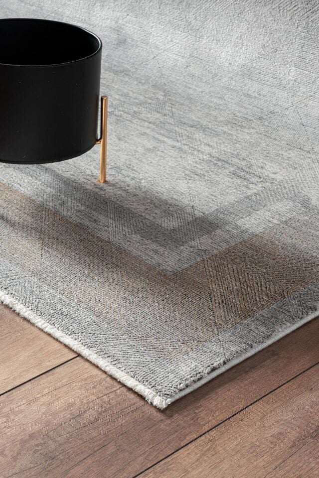 EMPERA Soho House - Clematis Çerçeveli Klasik Salon Halısı