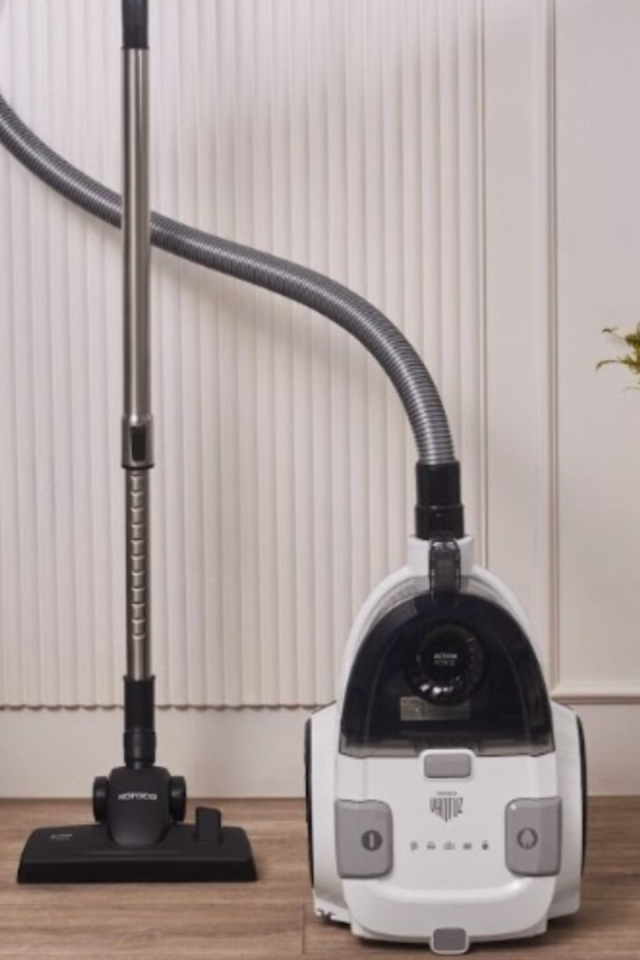 Karaca Vantuz Action Force X10 Toz Torbasız Elektrikli Süpürge White