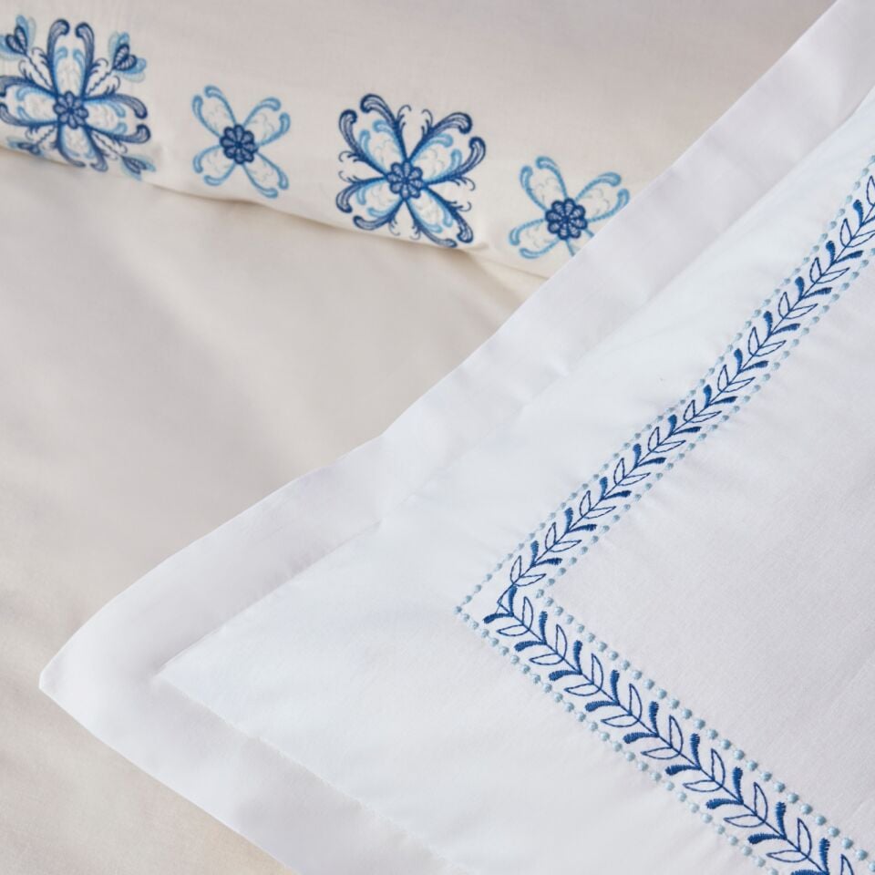 Karaca Home Clarissa Nakışlı %100 Pamuk Çift Kişilik Nevresim Takımı Beyaz