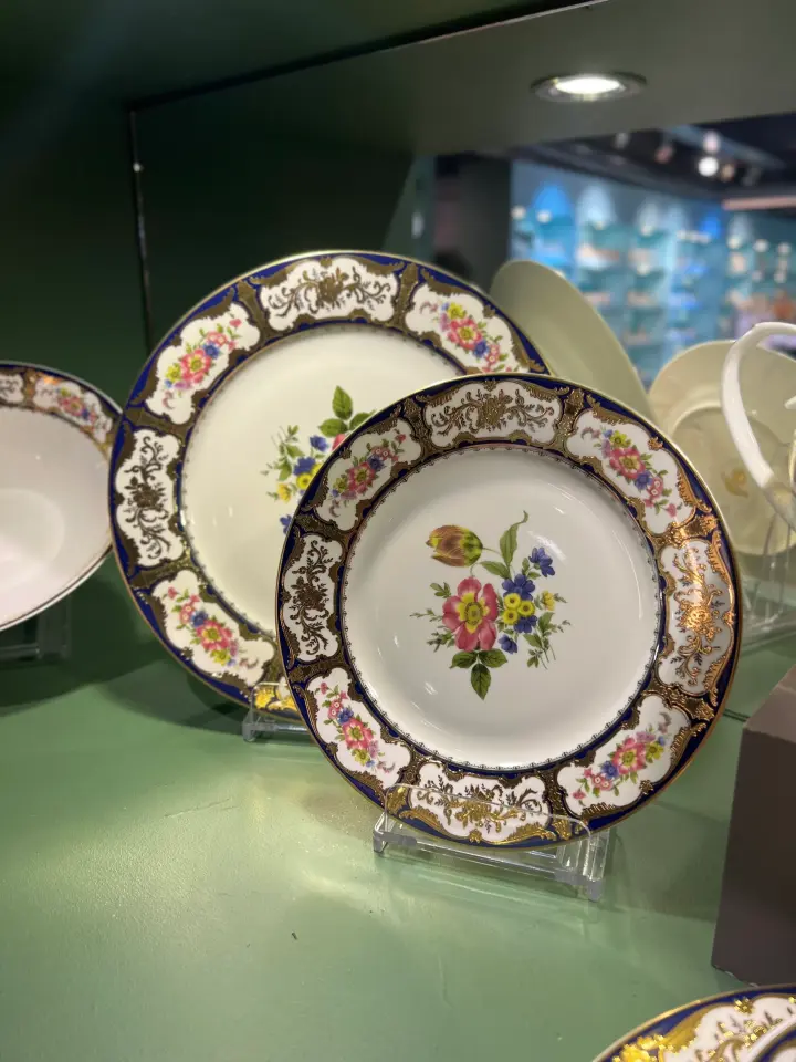 Roy King 61 Parça Yemek Takımı MNG29