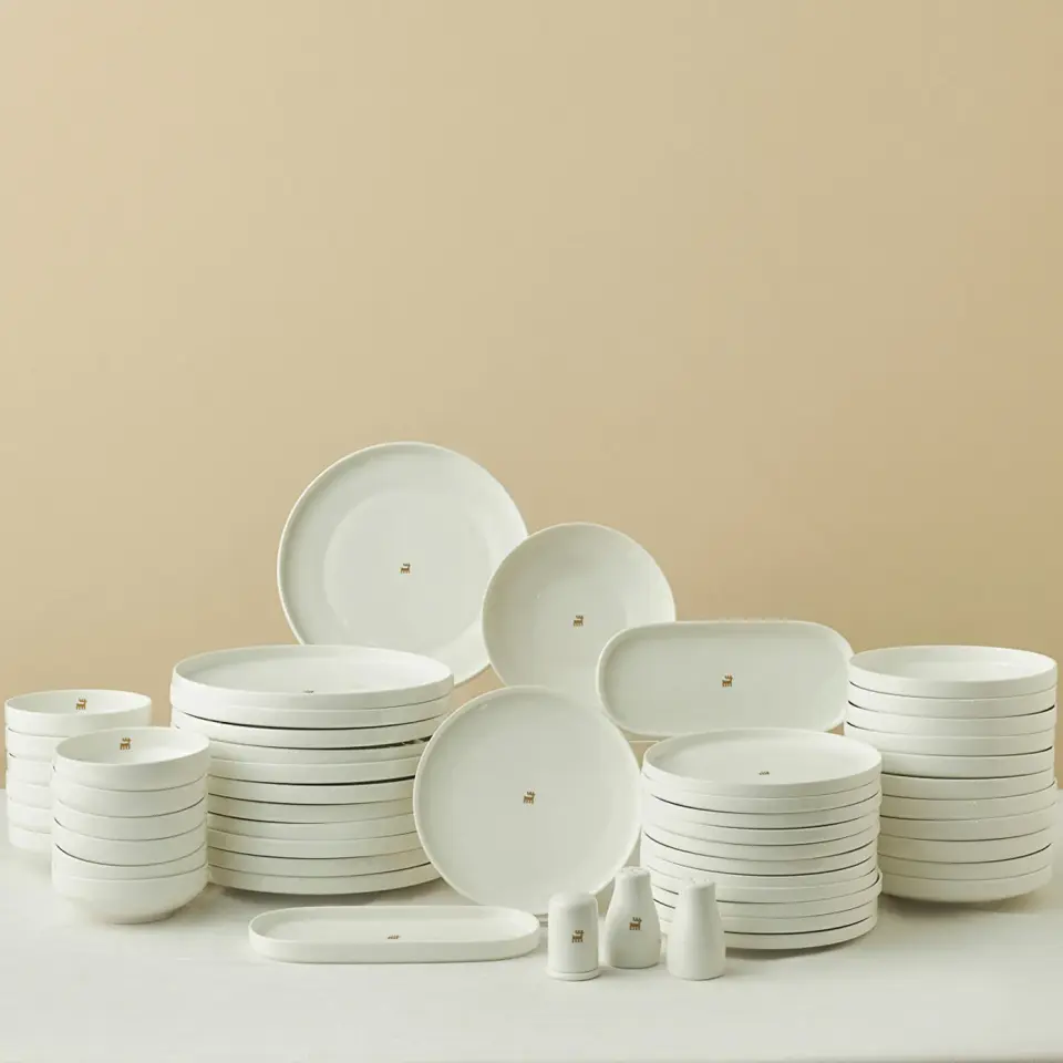 Karaca Stream Bone Sirius Gold Logo 53 Parça 12 Kişilik Yemek Takımı