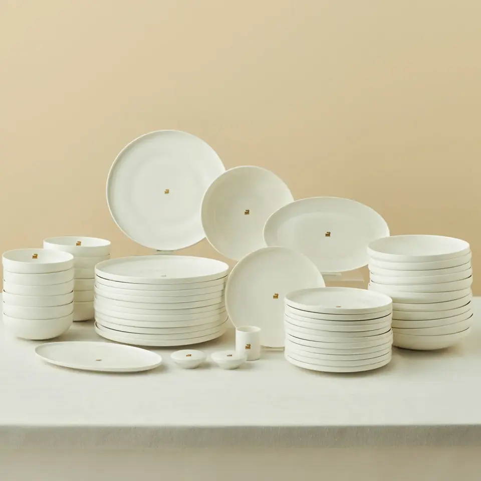 Karaca Stream Bone Merope Gold Logo 53 Parça 12 Kişilik Yemek Takımı