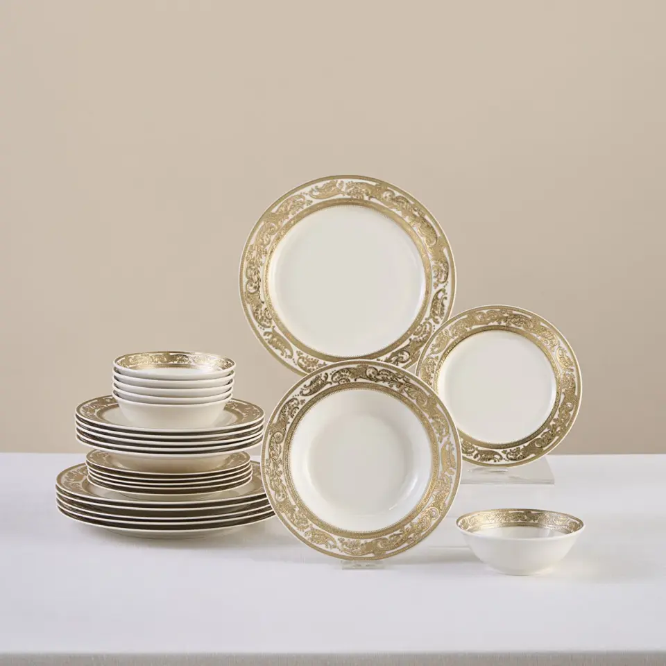 Karaca Elegance Bone Isola 24 Parça 6 Kişilik Yemek Takımı