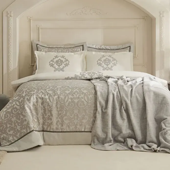 Karaca Home Grace 8 Parça Çift Kişilik Çeyiz Seti Gri