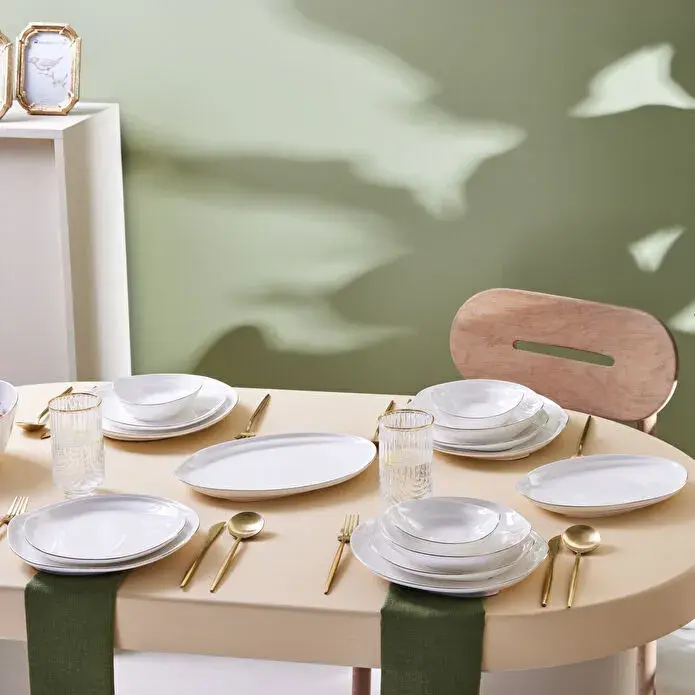 Karaca Red Carpet Collection Stream Bone Yakamoz 59 Parça 12 Kişilik Yemek Takımı Gold