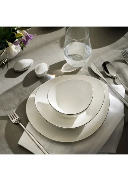 Karaca Streamline Saki Platin 59 Parça Bone Beyaz Yemek Takımı – 12 Kişilik Zarif ve Dayanıklı Sofra Seti