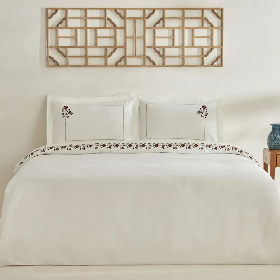 Karaca Home Janset Çift Kişilik Nevresim Takımı Nakışlı Beyaz